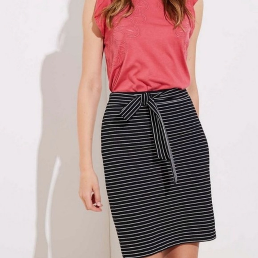Loft Black & White Striped Belted Pencil Skirt